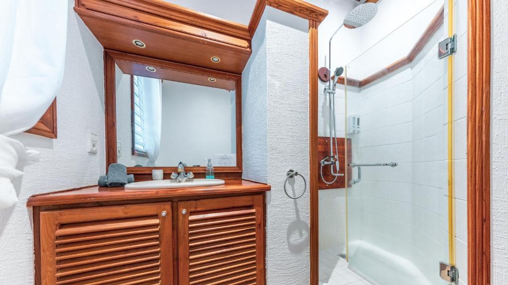 Shanti Ghar Guest House - 18