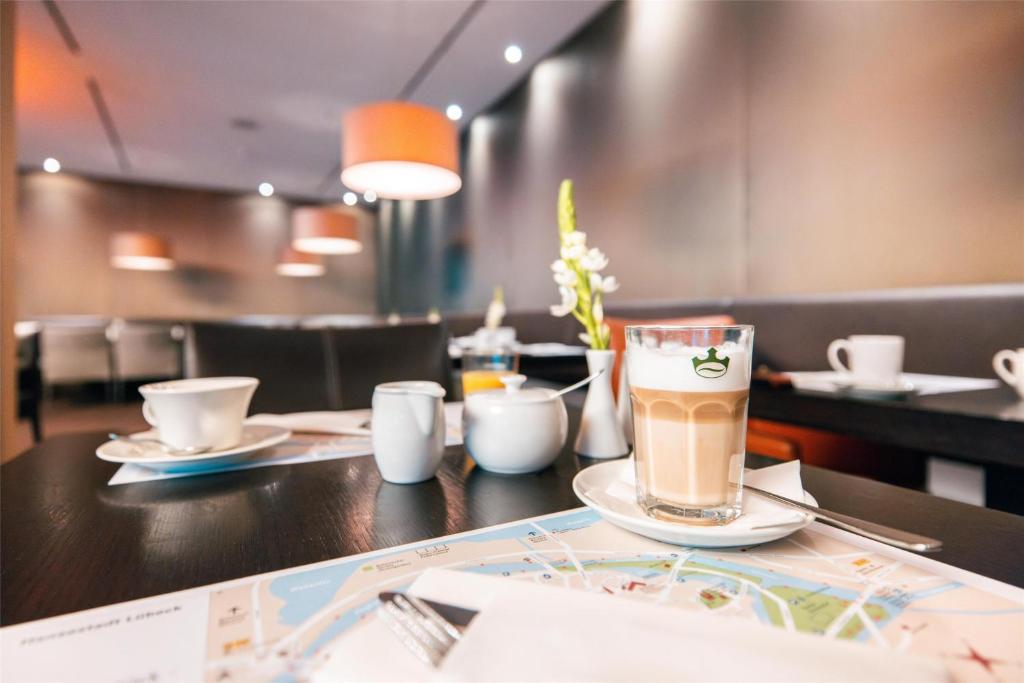 ATLANTIC Hotel Lübeck - 1