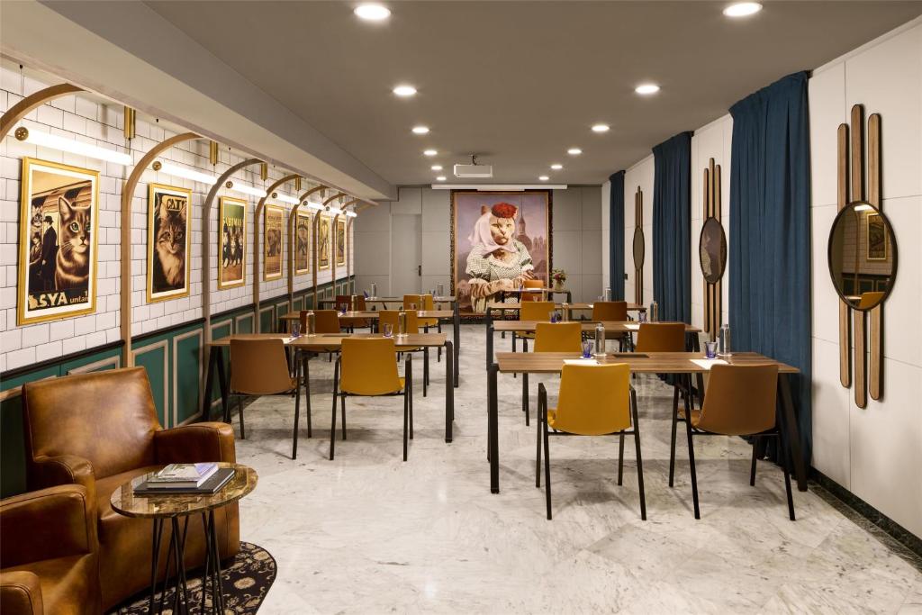 Avani Alonso Martinez - Resim 33