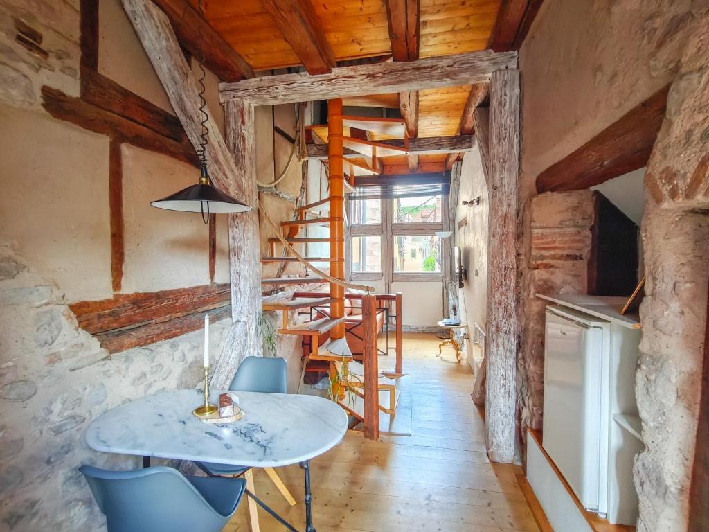 La Maison Bleue - Historic House in the Heart of Riquewihr – photo 7