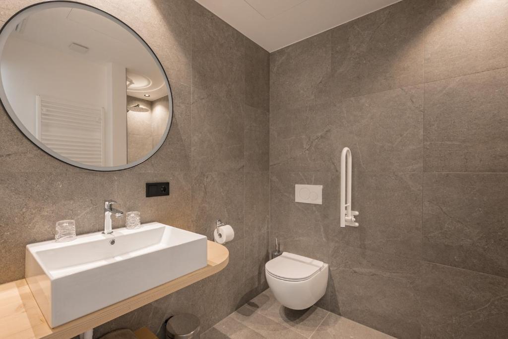 Walderhof Natz - Two-Bedroom Apartment With Terrace