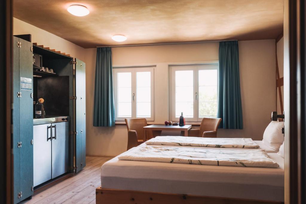 SeeHotel Amtshof - Superior Doppelzimmer Mit Seitlichem Seeblick