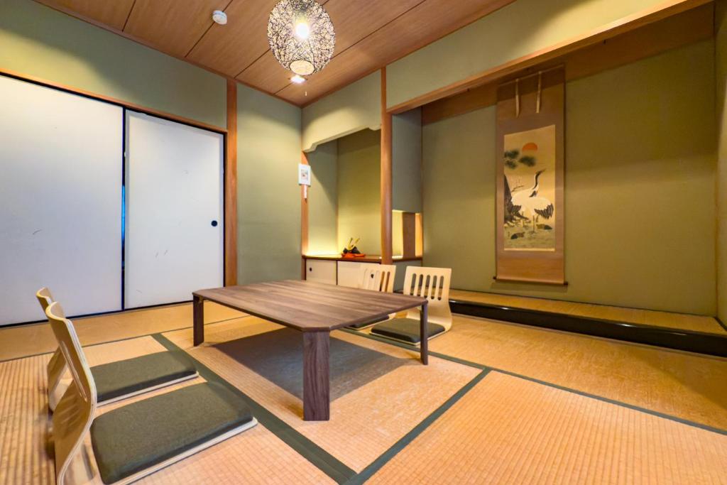 Samurai House Kuromon