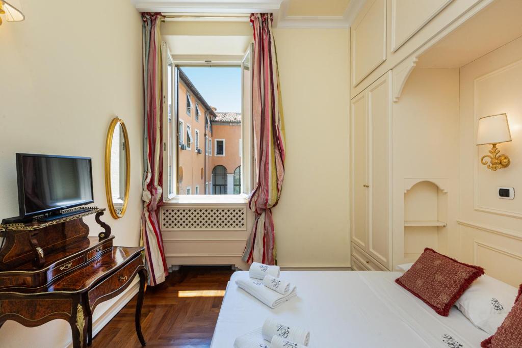 Baccina Apartment by Rental in Rome, Rome (updated prices 2025)