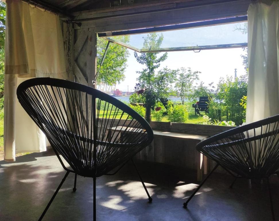Fotografie z fotogalerie ubytování Minimalist riverside hideout v Rize