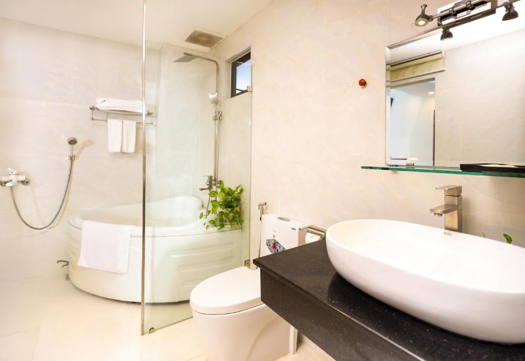 Suite Nhìn Ra Vườn