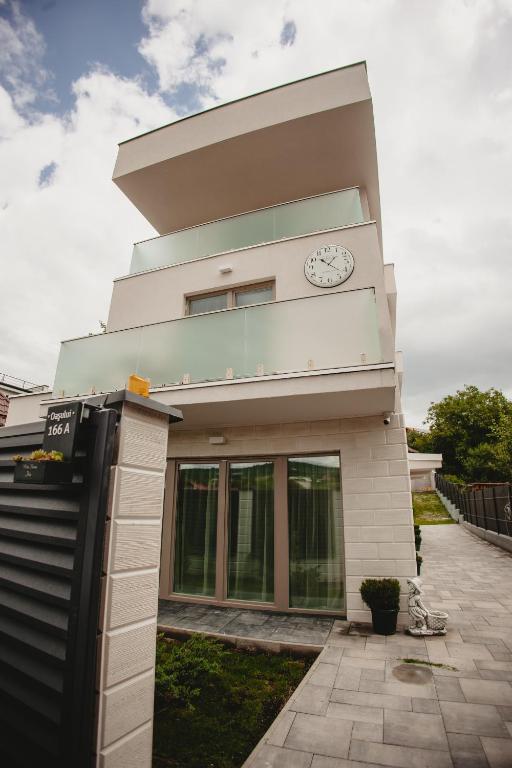White House Iris Cluj Napoca - Apartament 3 - Resim 15