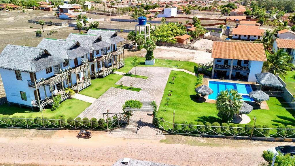 Bazén v ubytování Sun Beach Macapa nebo v jeho okolí