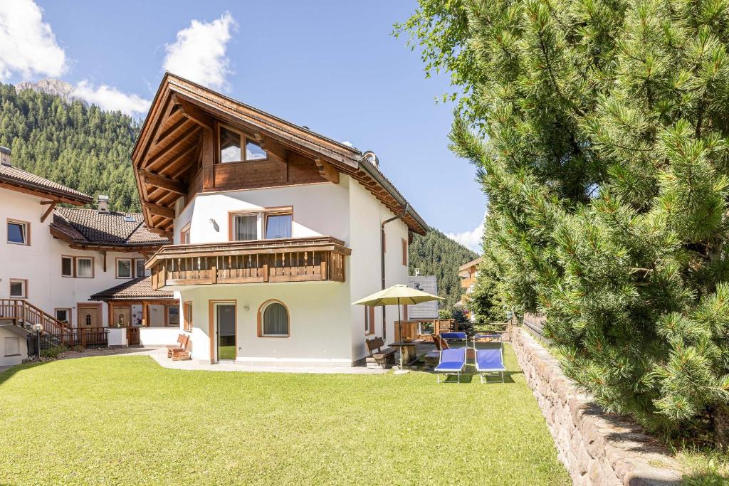 Gallery image of Chalet Merisana in Selva di Val Gardena