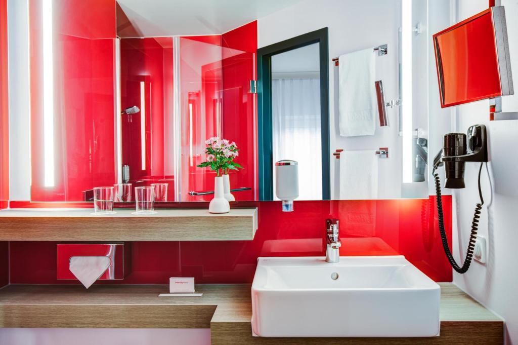 IntercityHotel Hamburg Altona - Resim 3