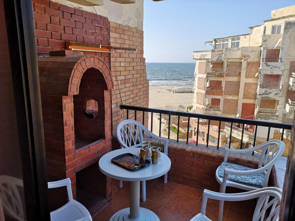 Balkón nebo terasa v ubytování Sea Front Chalet Alexandria el agmy - Bitach