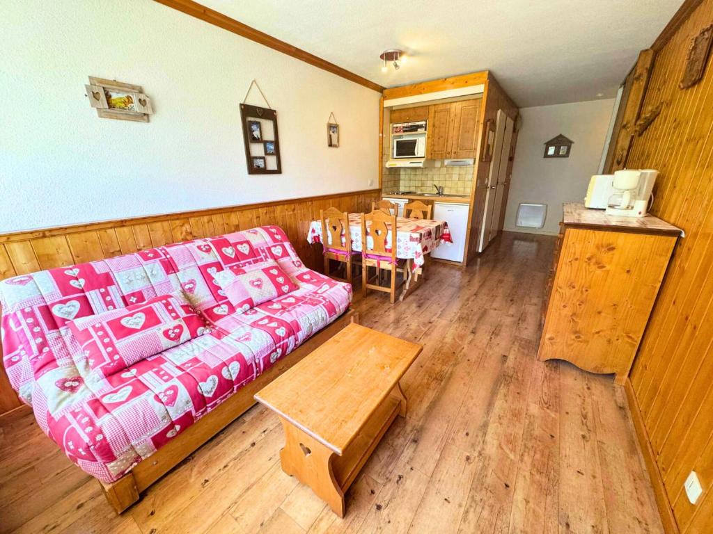 Гостиная зона в Résidence Villaret - Appartement 4 personnes au pied des pistes des 3 Vallées MAE-3243