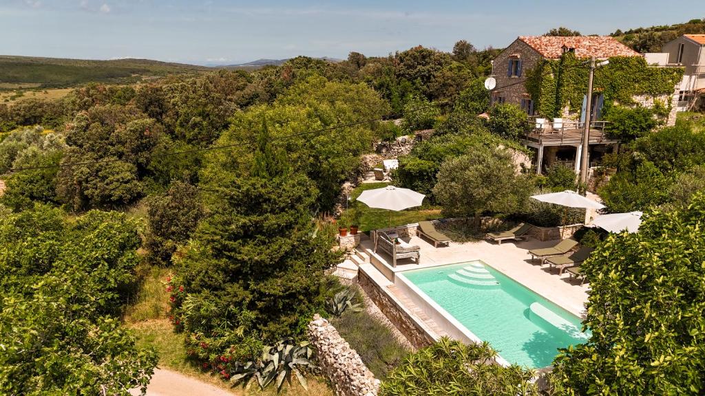 Bazén v ubytování Holiday Home Stancija Srem nebo v jeho okolí