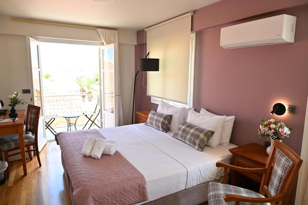 
Deluxe Double Room with Balcony and Sea View
