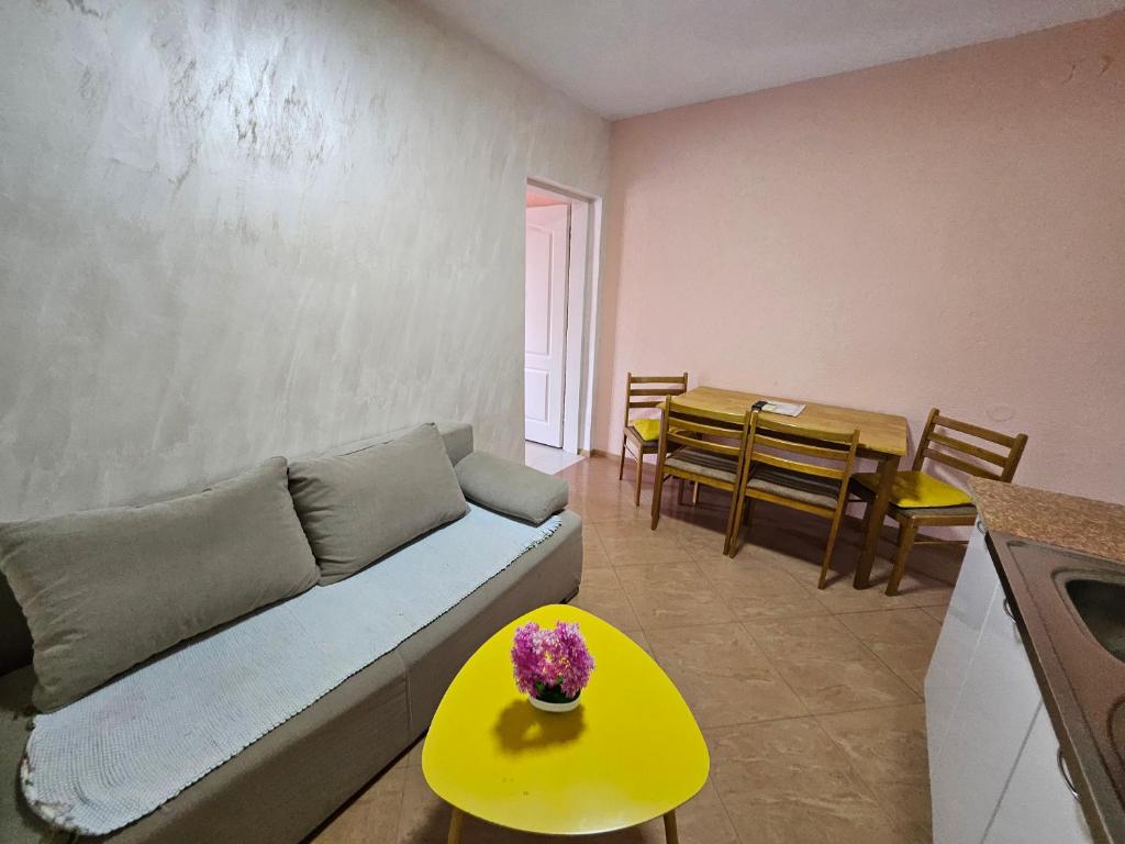 Apartments Bulatović - 17