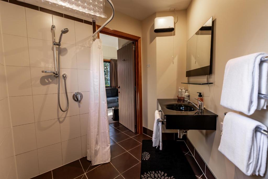 First Light Kaikoura - Resim 3