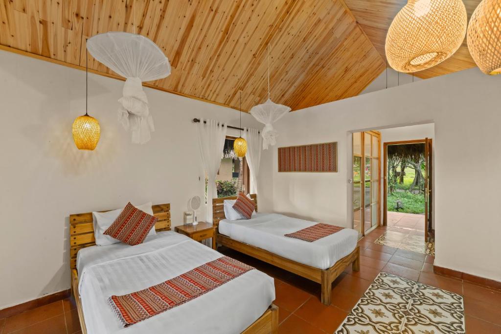 Cuc Phuong Mineral Resort Ninh Binh - Family Bungalow