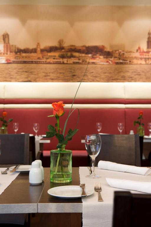 IntercityHotel Hamburg Hauptbahnhof - Resim 14