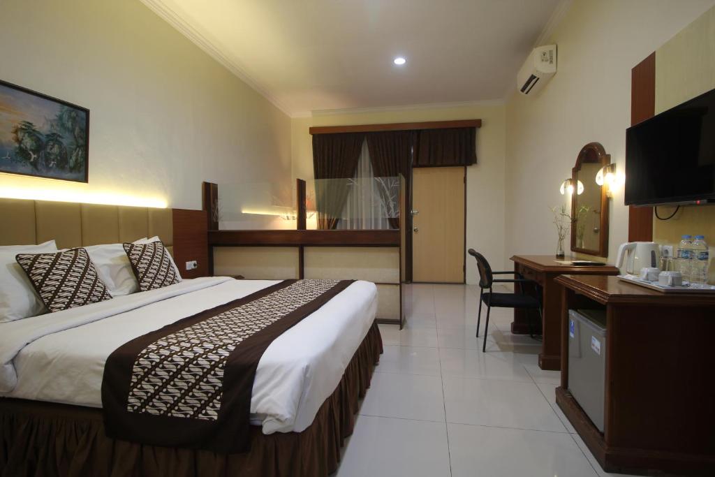 Hotel Grand Trisula Indramayu - Представительский люкс