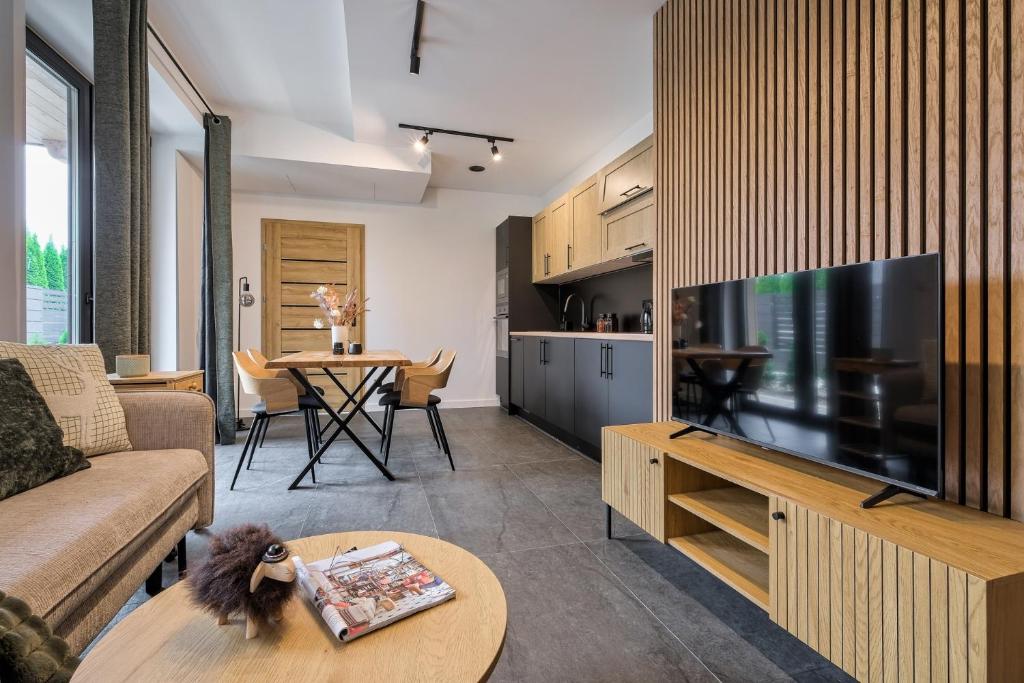 Apartamenty Małe Białczańskie, Odkryj-Bialke - One-Bedroom Apartment With Terrace