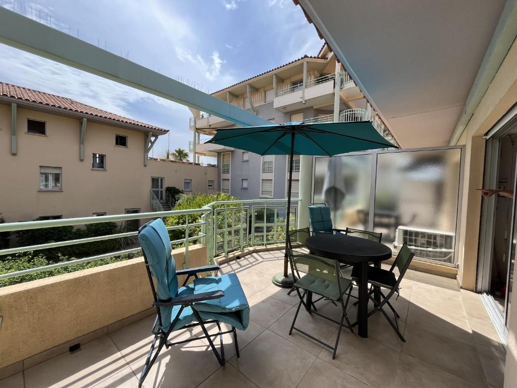 Port Frejus Quartier Latin 4, 100m des plages, Studio