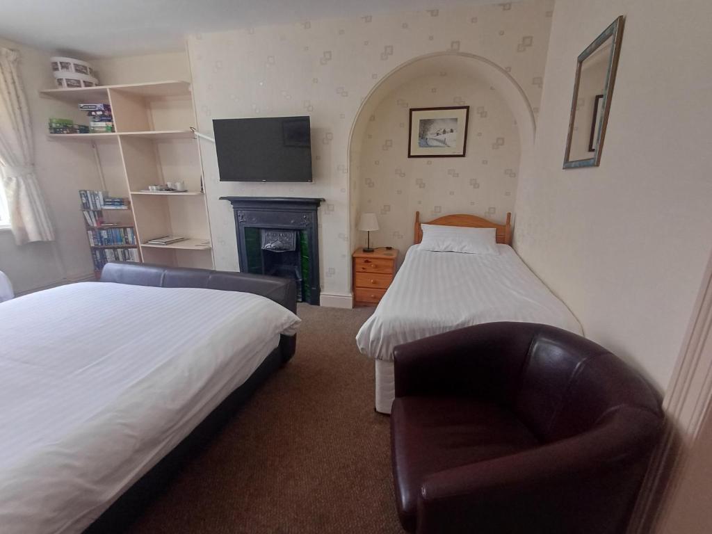Lyndale Guesthouse - Quadruple Room