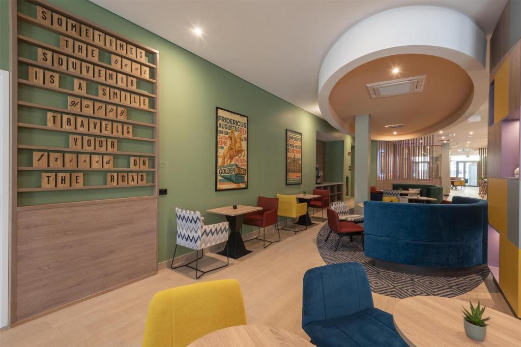Hampton By Hilton Dresden City Centre - Resim 9