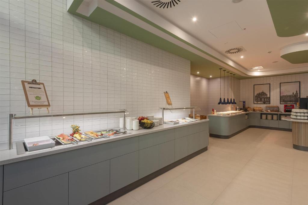 Hampton By Hilton Dresden City Centre - Resim 14