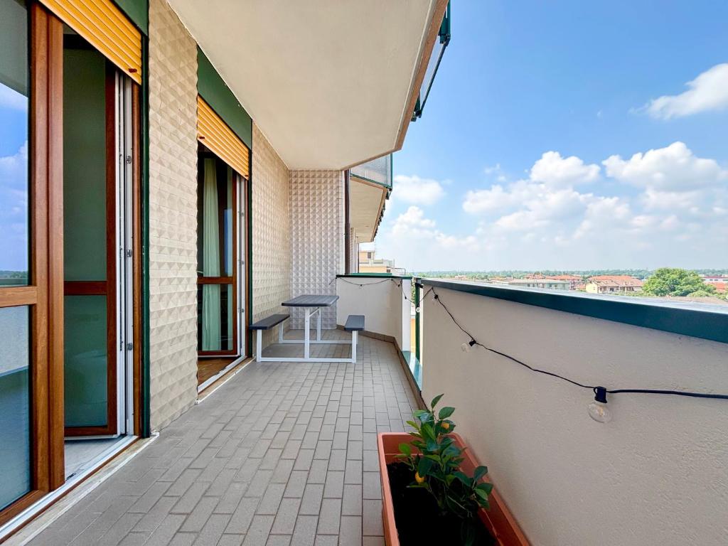 Balkón nebo terasa v ubytování Bellavista Apartment Arcore