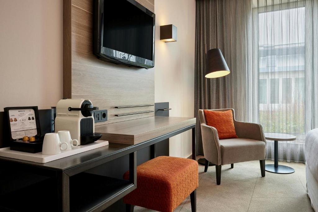 Sheraton Duesseldorf Airport Hotel - Resim 15
