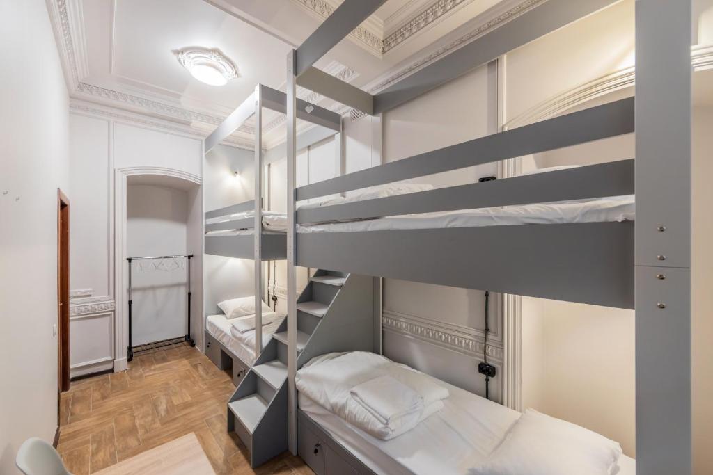 Gar`is hostel Maidan - Lit Dans Dortoir Mixte De 4 Lits