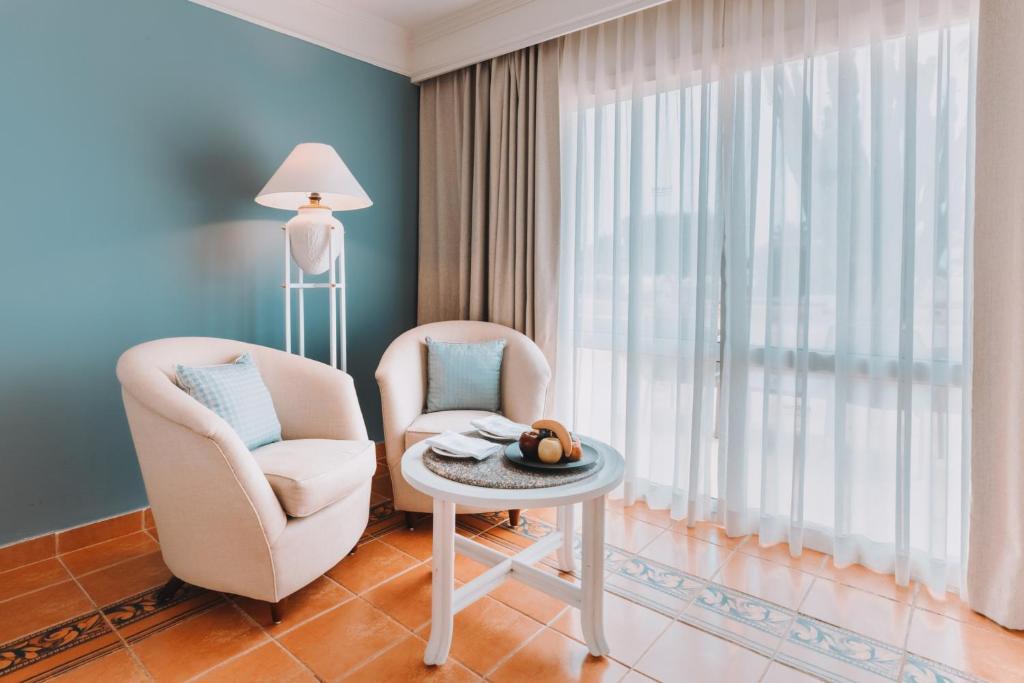 Reef Oasis Beach Aqua Park Resort - 15