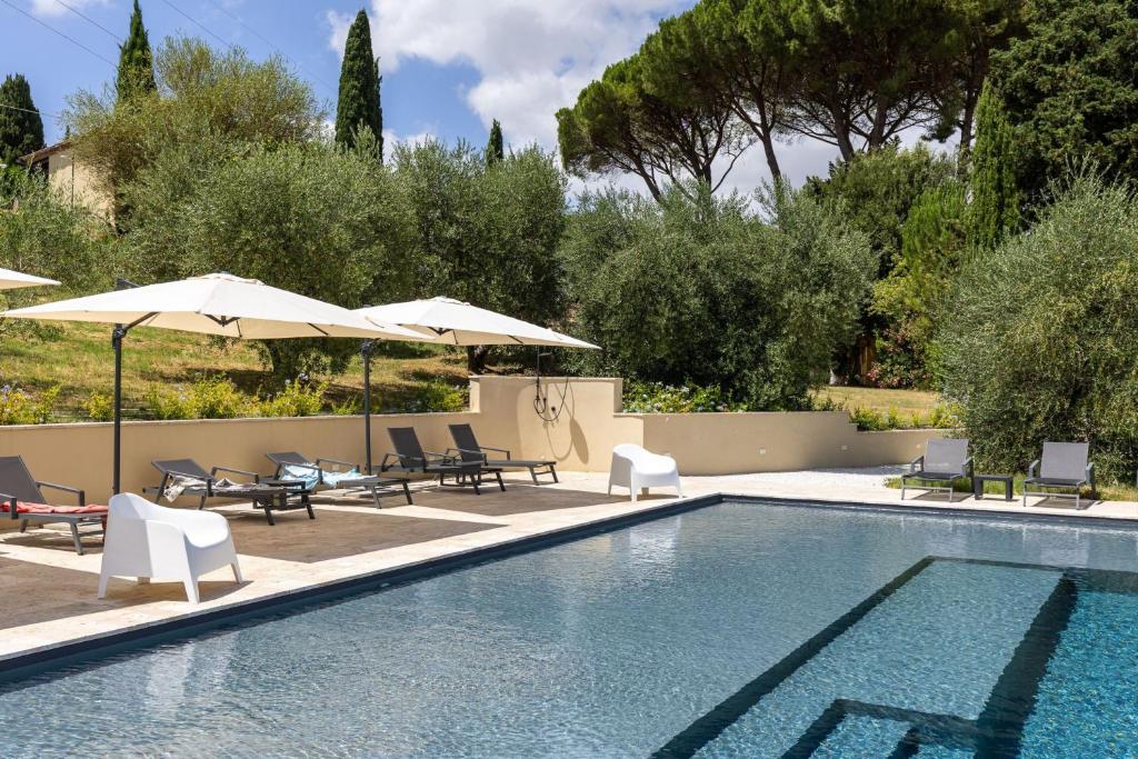 Πισίνα στο ή κοντά στο Villa Silvia by PosarelliVillas
