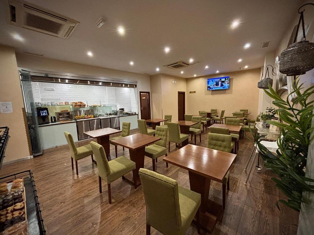 Hotel Palace Sevilla - Resim 45