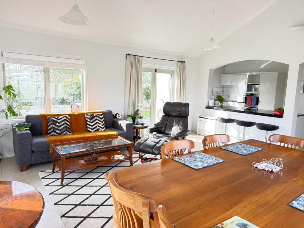 The Light Inn - Resim 4