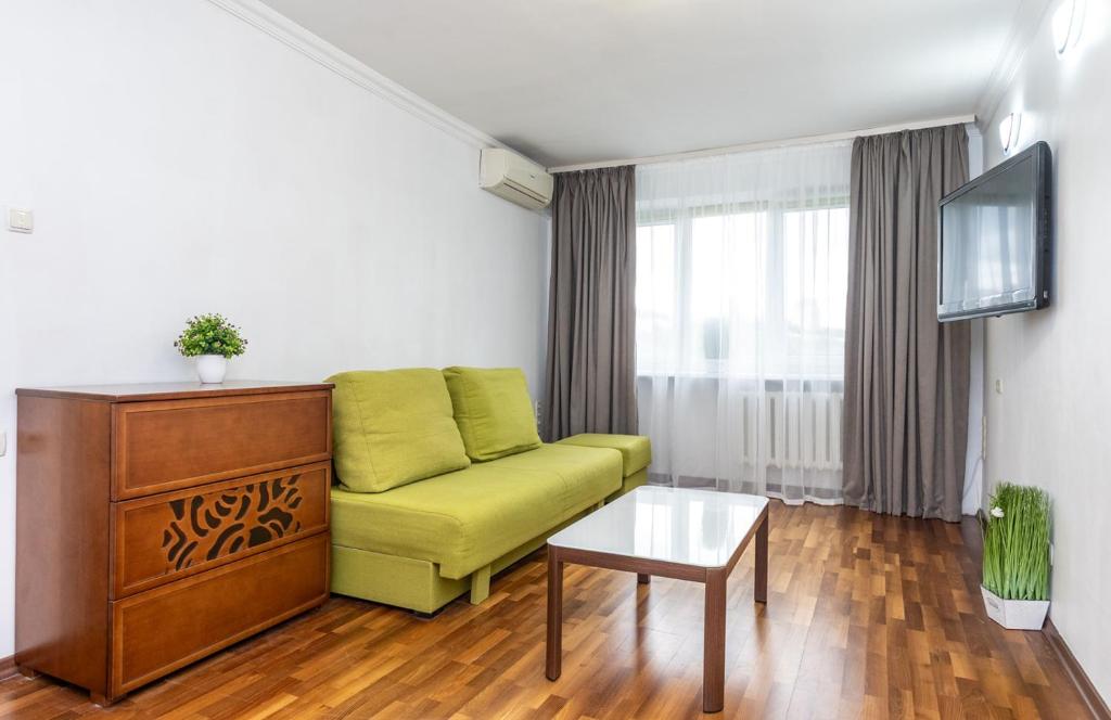 2 rooms Lux Apartment near The Gulliver Mall фото 5