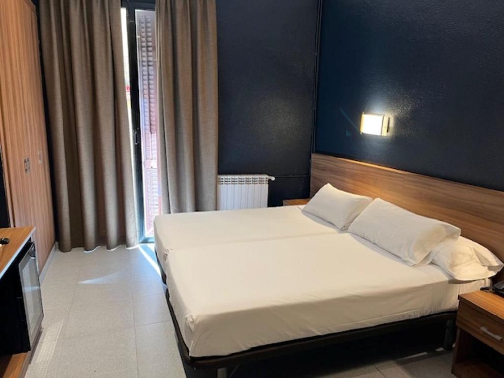 
Twin Room with Balcony
