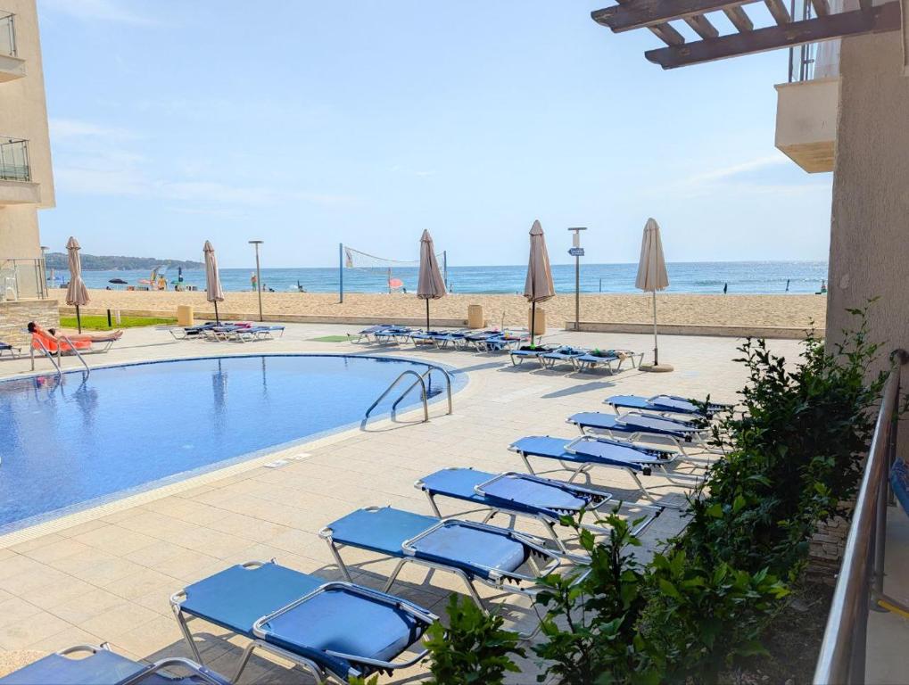 Πισίνα στο ή κοντά στο Obzor Beach Resort F001 Urlaub BG