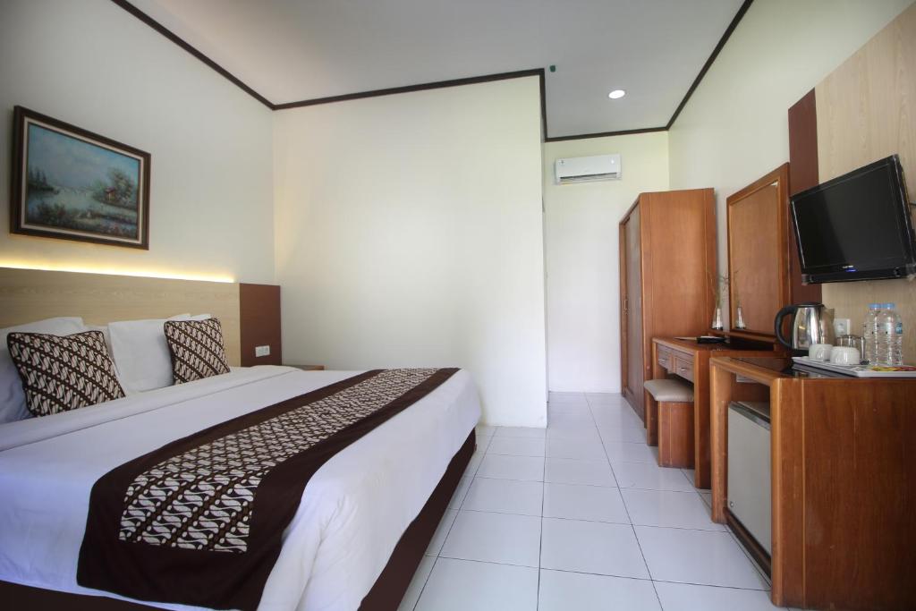 Hotel Grand Trisula Indramayu - Superior Doppelzimmer