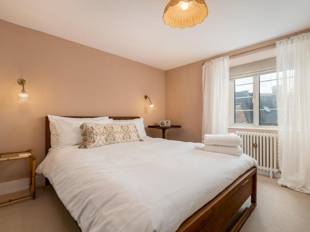 Charming 2 Bed Cottage in the Heart of Adderbury Pass the Keys - Casa De Vacaciones
