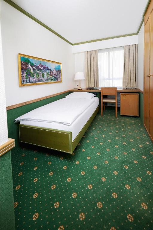 Hotel Arlette Beim Hauptbahnhof - Resim 2