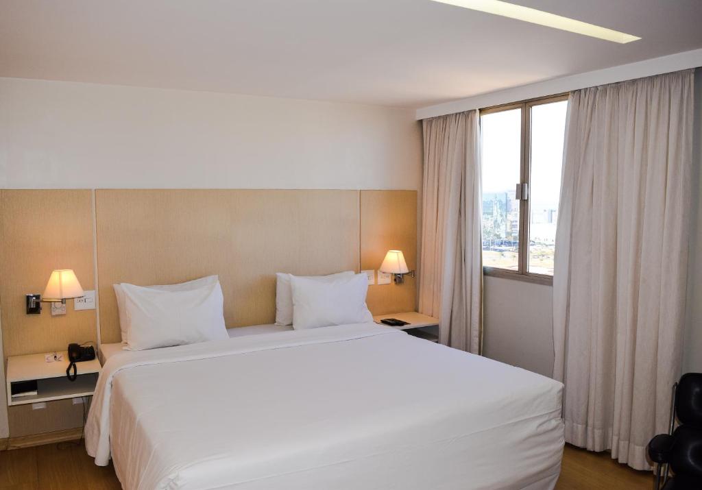  América Bittar Hotel