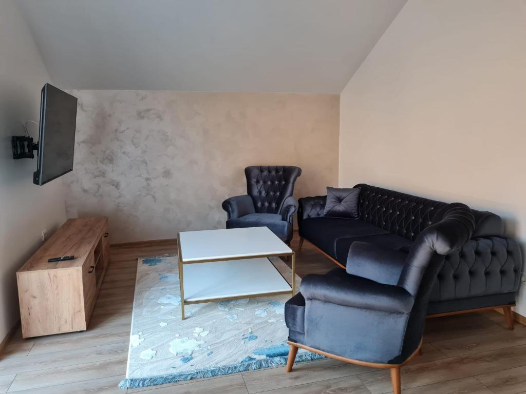 Una televisión o centro de entretenimiento en MaxView