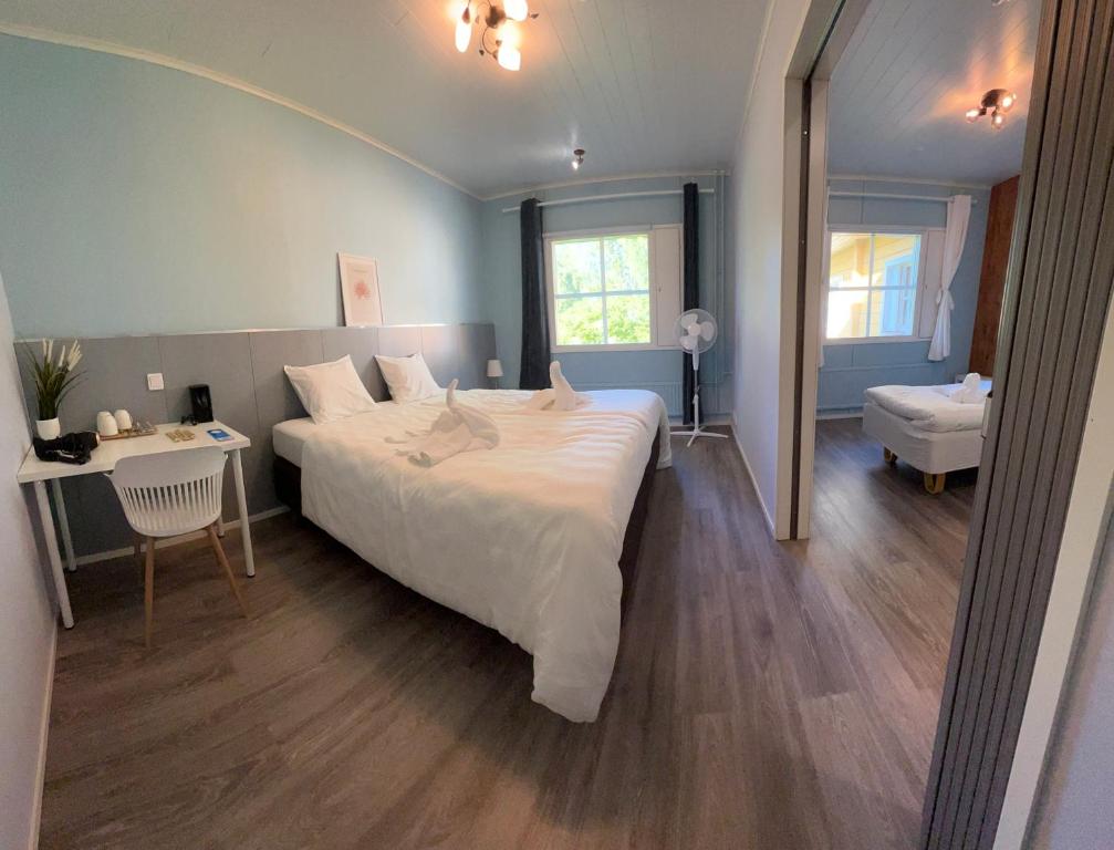 Lakeside hotelli ravintola - Classic Triple Room