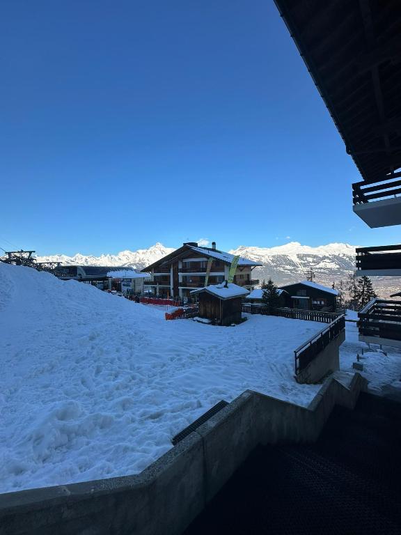 Ski-in Ski-out 4, mountain view - Resim 21