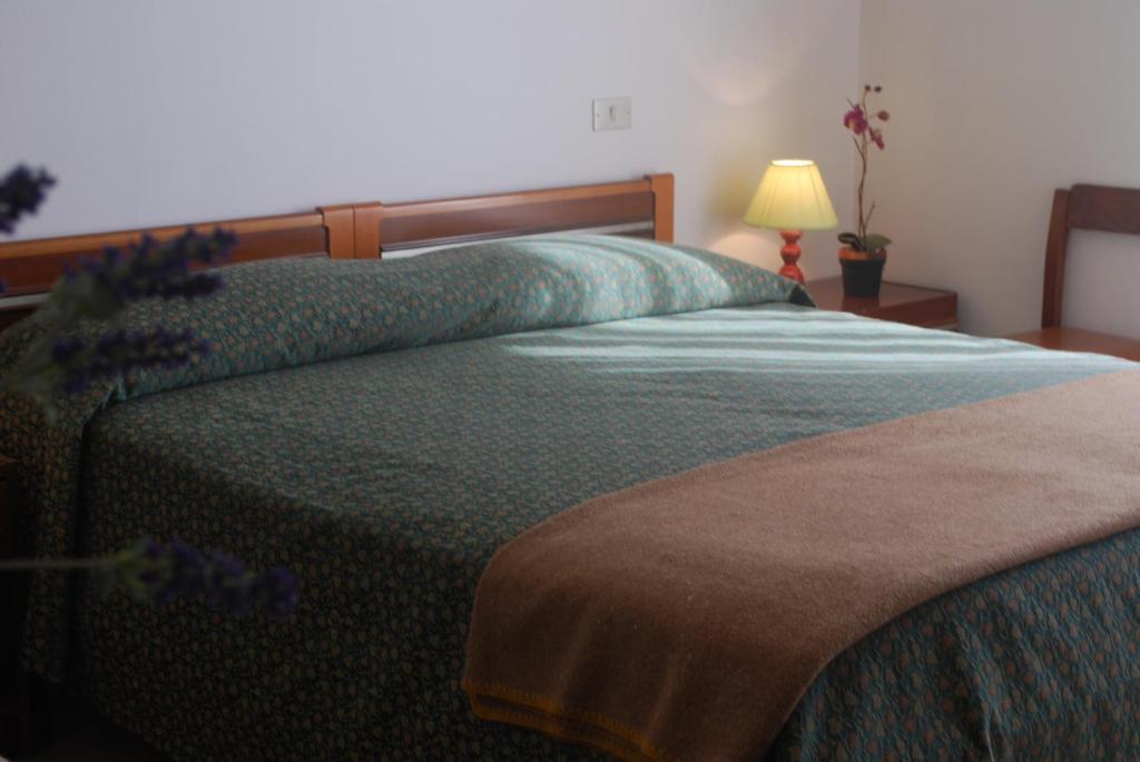 Albergo Smeraldo - Habitación Individual Con Baño Compartido