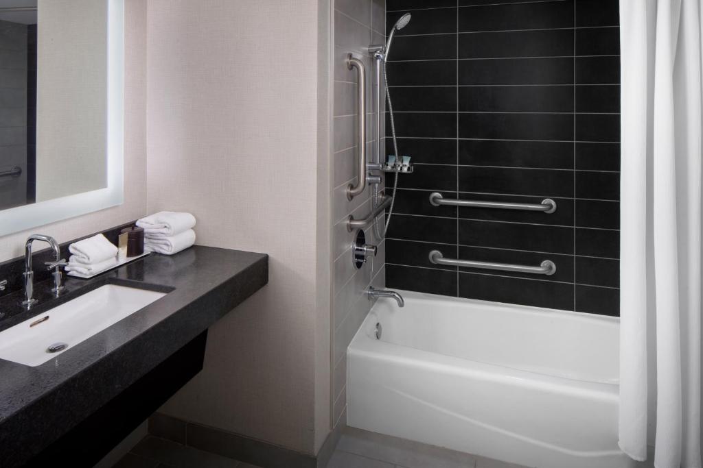 Hyatt Regency Minneapolis - 