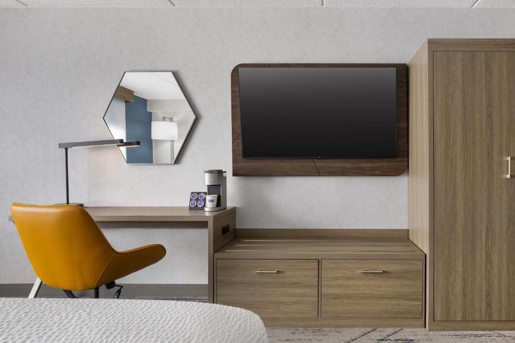 Holiday Inn Express & Suites Ottawa East-Orleans by IHG - Resim 19