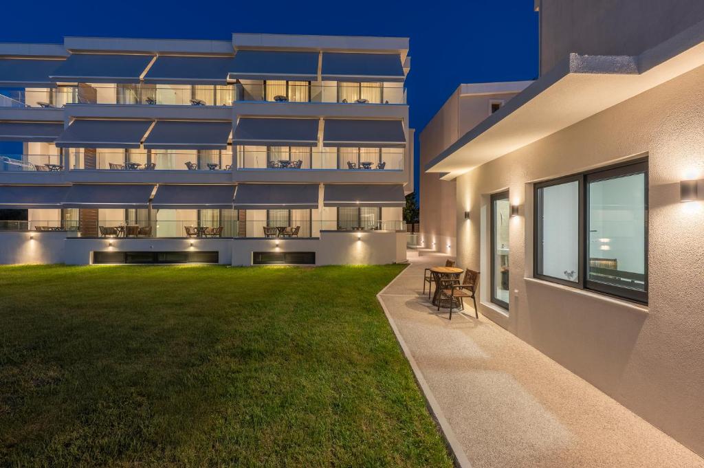 Koralli Luxury Suites