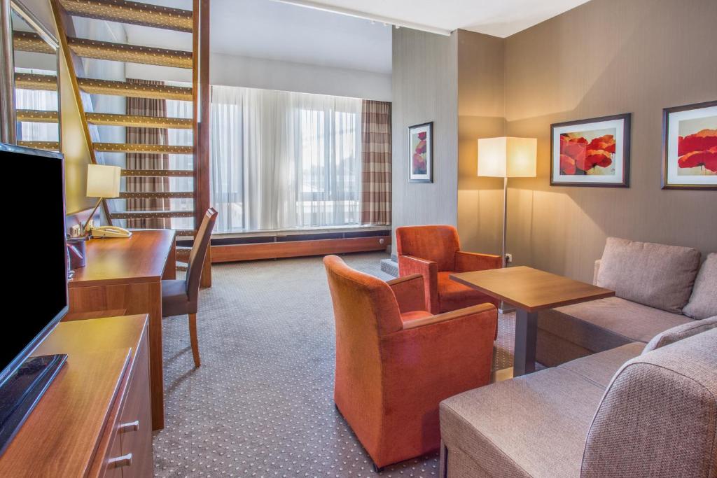 Crowne Plaza Maastricht by IHG - Resim 34